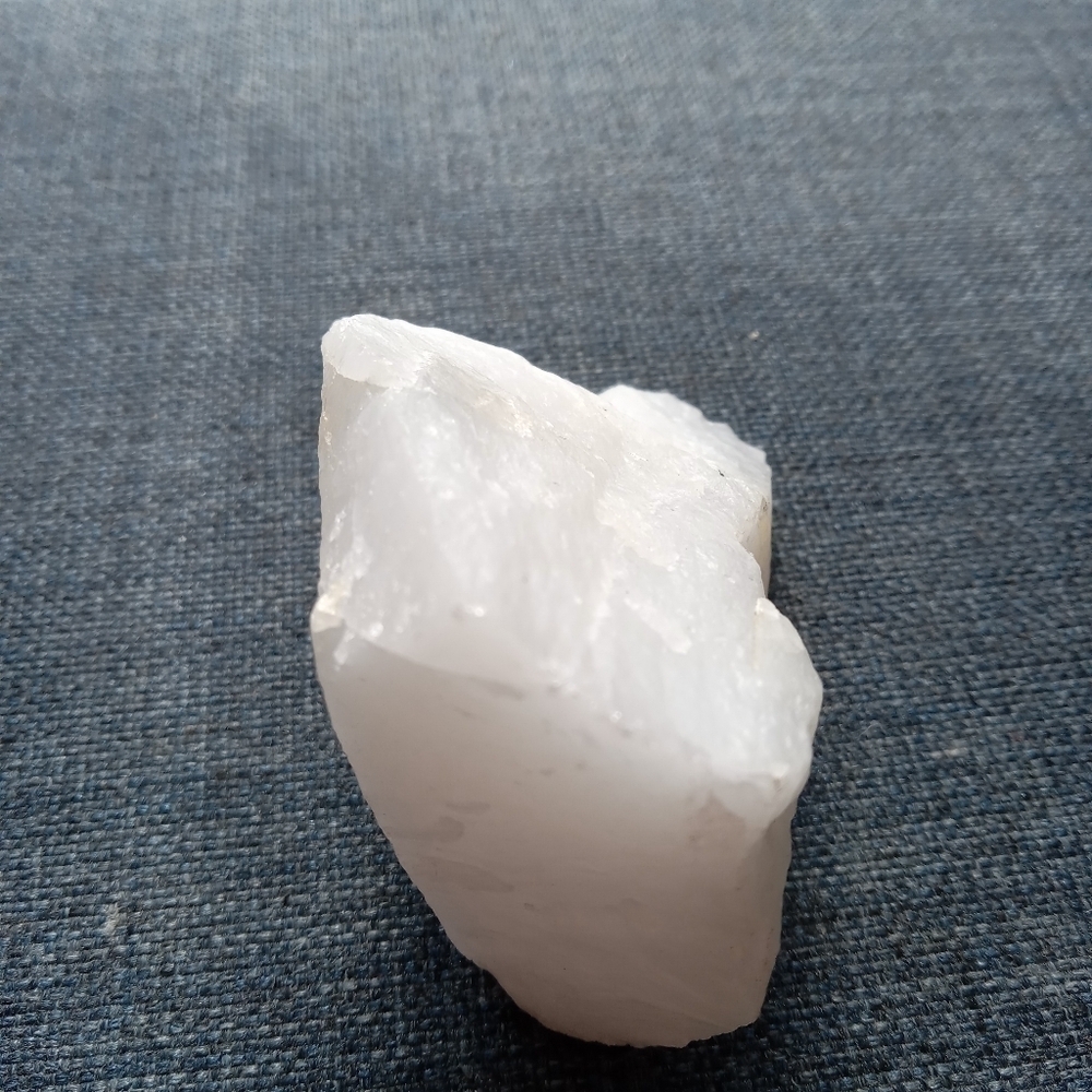 Raw milky quartz - Picture 6 of 13